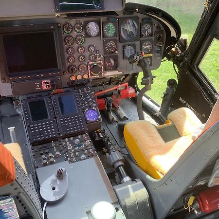 Haelarcher Helicopter Glamping Helston Ngoại thất bức ảnh