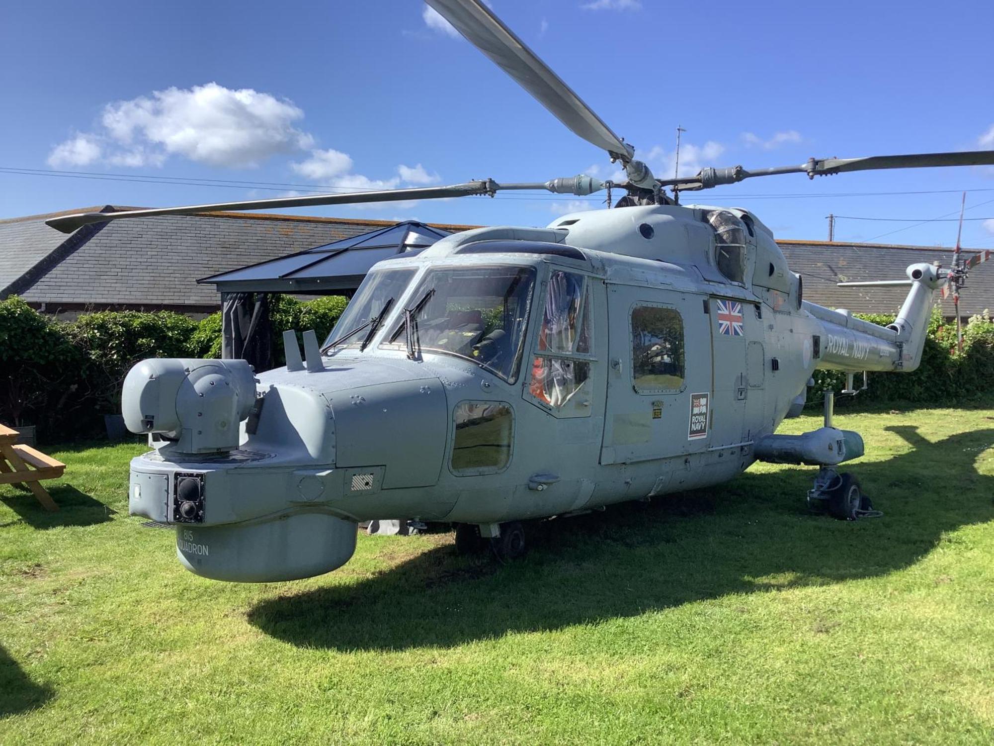 Haelarcher Helicopter Glamping Helston Ngoại thất bức ảnh