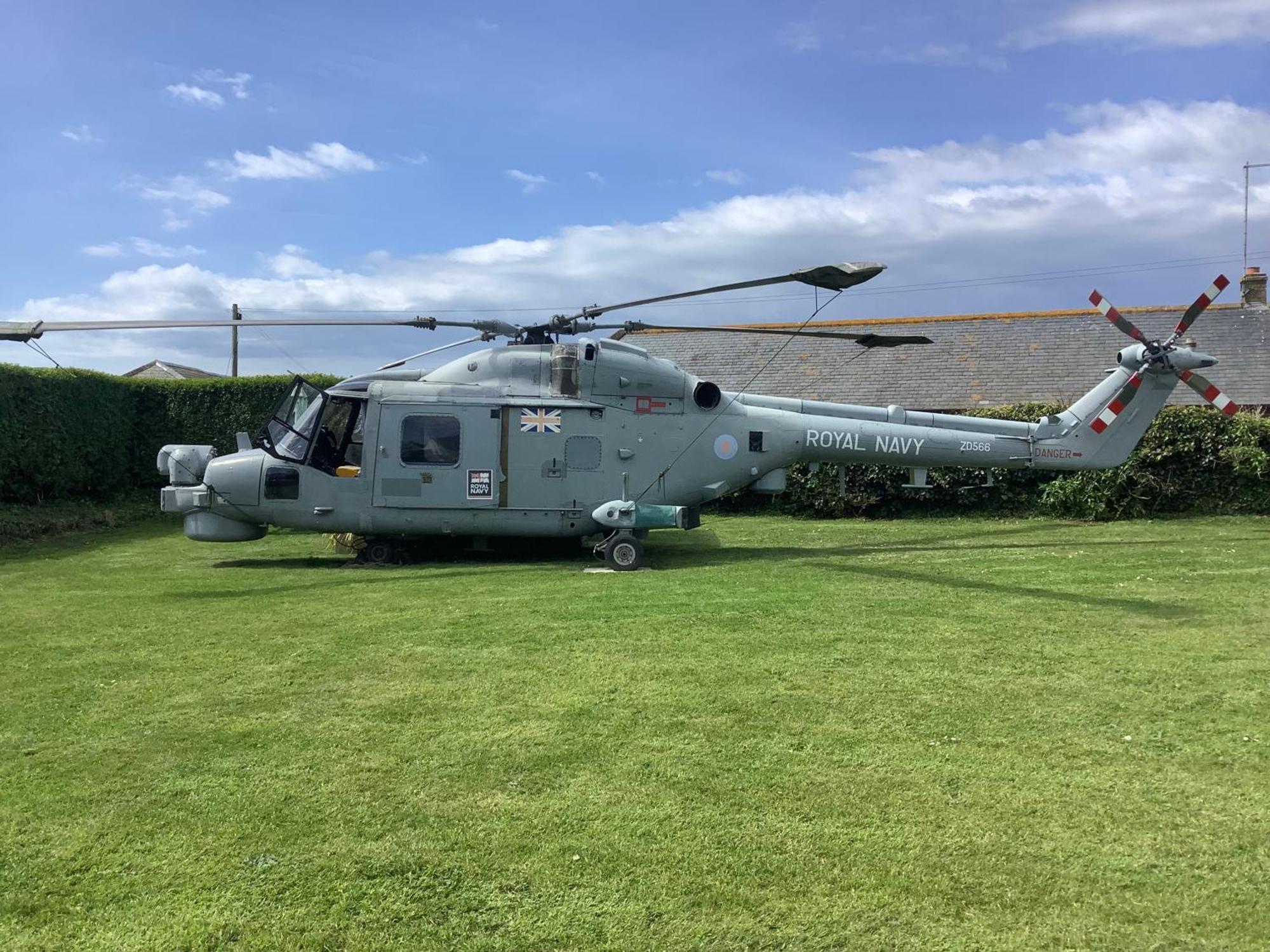 Haelarcher Helicopter Glamping Helston Ngoại thất bức ảnh